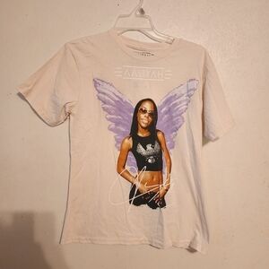 Goodie Two Sleeves Aaliyah Graphic Tee Girls Size 13/14 NWT